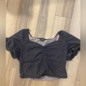 Puffer sleeve top